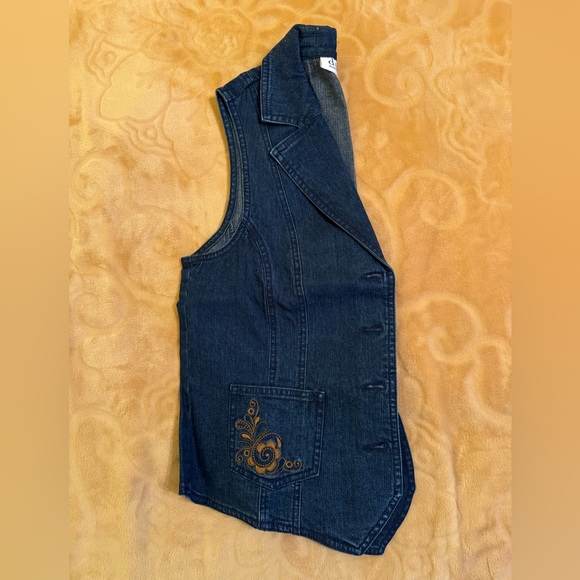 Denim & Co. Stretch Denim Embroidered
Button Front Vest XS - Picture 3 of 14